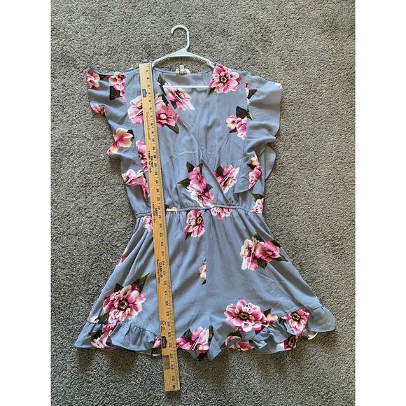 Umgee Women's Large Floral V-Neck Romper - Picture 2 of 10